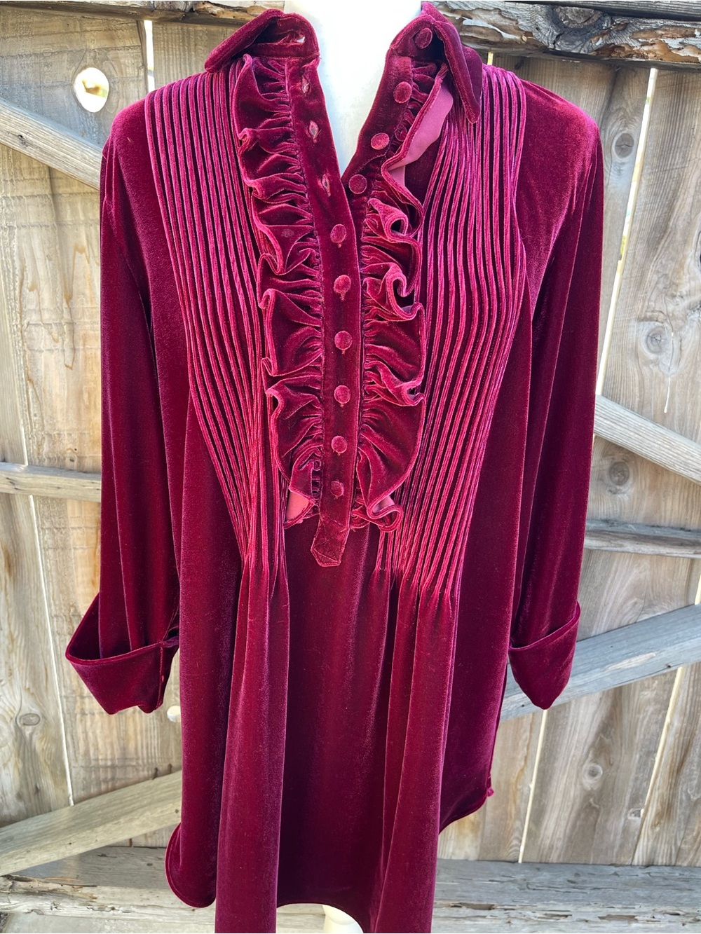 Soft Surroundings Velvet Top in Wine